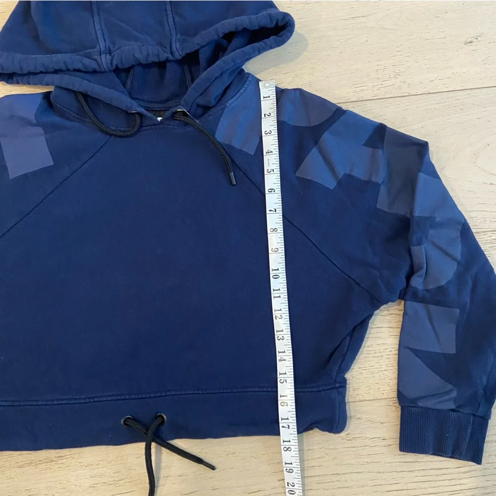 IVY PARK Cropped Hoodie Small Navy Dolman Sleeve Drawstring Hem EUC - Picture 10 of 10